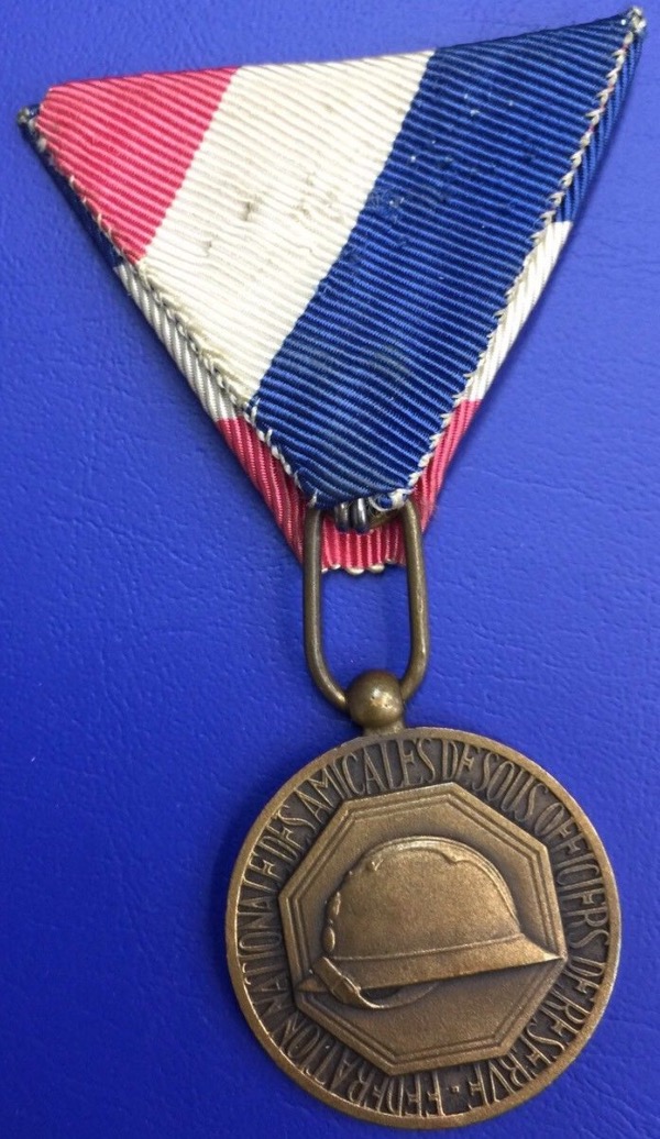 Médaille Fédération Nationale Des Amicales De Sous Officiers De Reserve