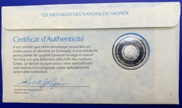 Médaille Argent massif des nations du Monde - GRENADE