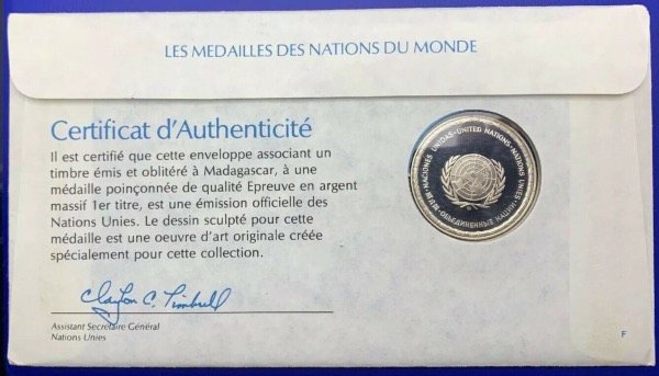 Médaille Argent massif des nations du Monde - MADAGASCAR