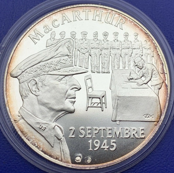 Médaille Argent 39-45 - Mac Arthur